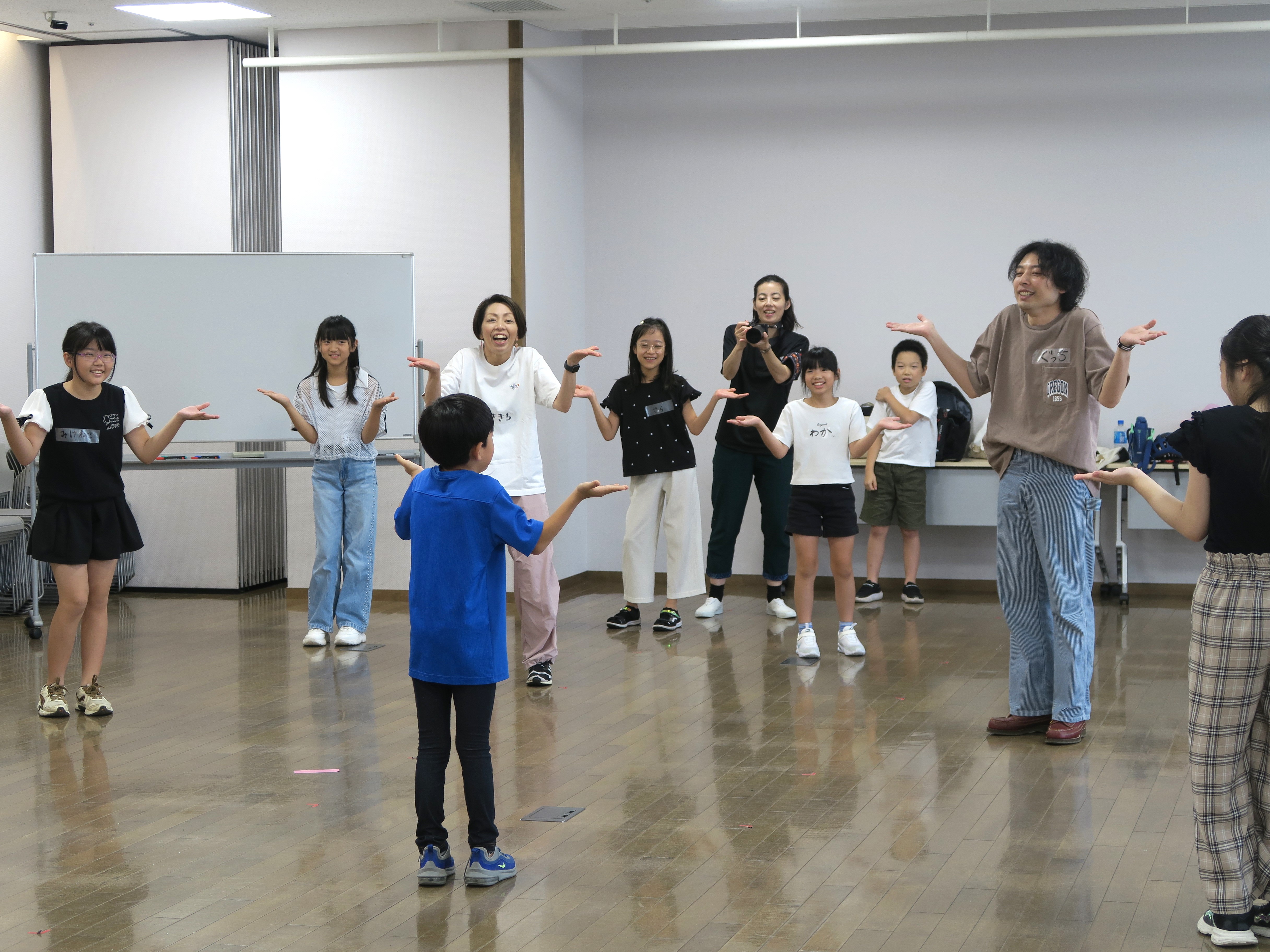 楽しい！子どものえんげき！～劇場でやってみよう・立ってみよう～＜参加者募集＞